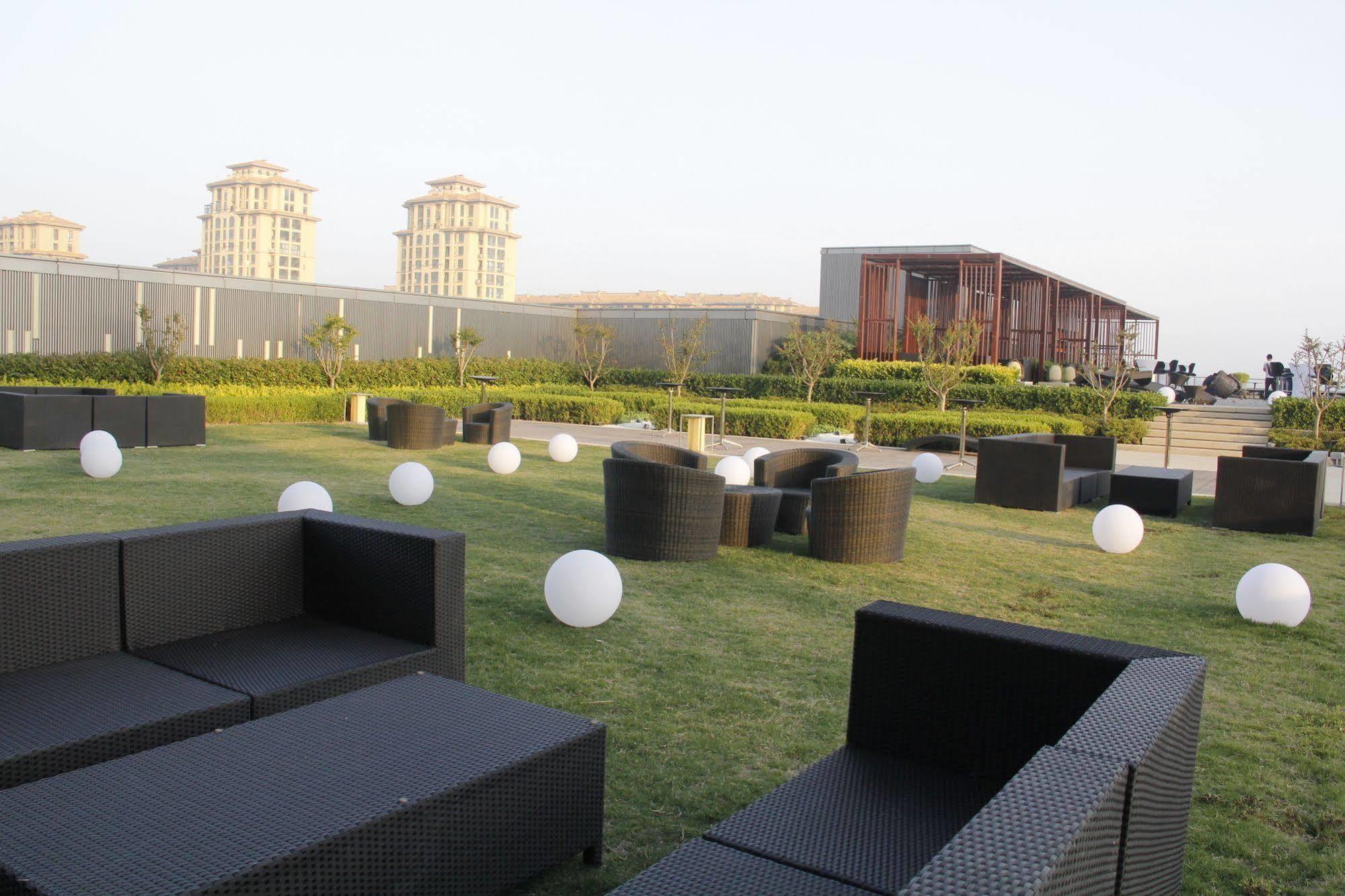 Sheraton Qingdao Licang Hotel Eksteriør bilde